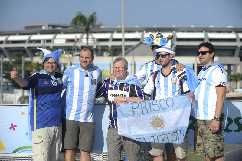 Argentina Torcida Fernando Frazao
