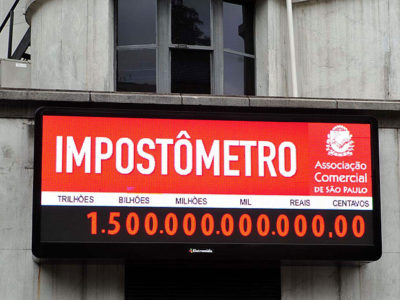 O Impostômetro registrou a marca de R$ 1,5 trilhão em impostos no dia 26 de de novembro (Foto: Divulgação)