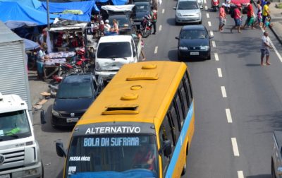 Os proprietários do transporte alternativo e executivo querem manter os atuais números de veículos em circulação (Foto: Valmir Lima)