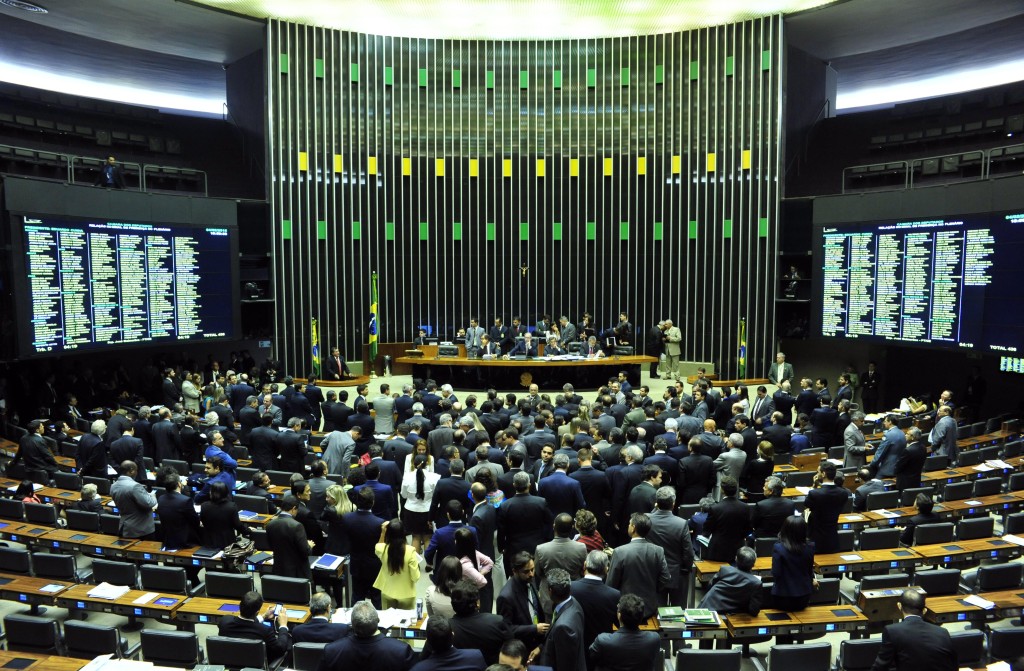 Na Câmara dos Deputados, a agitação dos dias de sessão deu lugar à calmaria nesta quinta-feira, 12 (Foto: Zeca Ribeiro/Câmara dos Deputados)