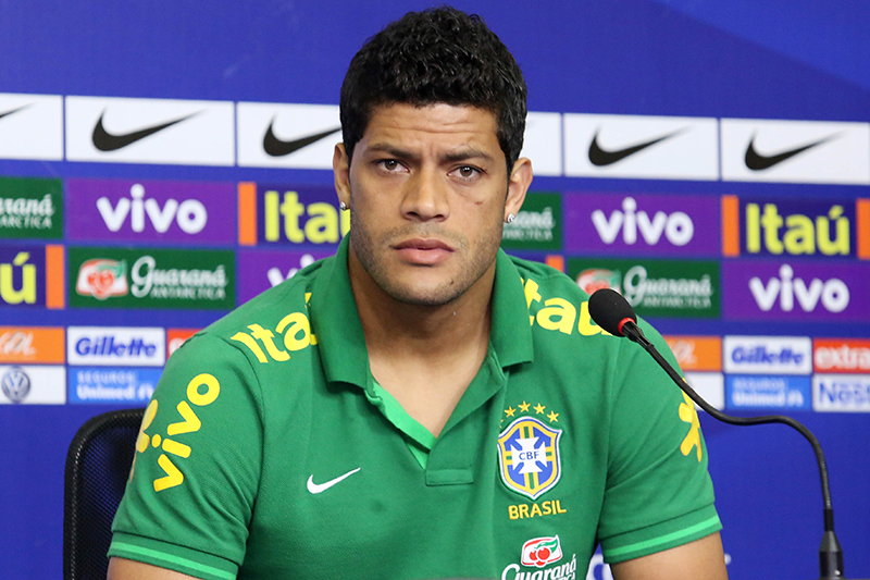 Hulk se diz mais maduro e confiante em sua volta à Seleção