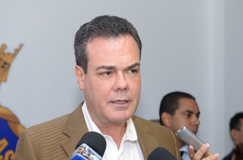 Henrique Oliveira quer ser prefeito de Manaus e Omar Aziz o quer fora da disputa em 2018; no governo, Henrique iria querer disputar a reeleição (Foto: Nathalie Brasil/Secom)