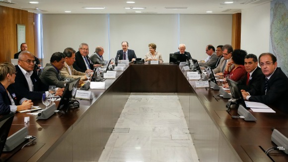 Partidos governistas vão propor um pacto pela governabilidade entre os aliados na reunião do conselho político (Foto: Roberto Stuckert Filho/PR)