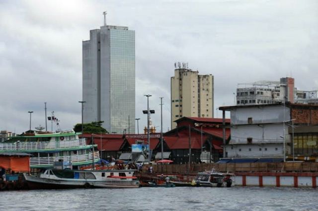 Grupo criminoso agia, segundo a denúncia do MPF, na Capitania dos Portos para a liberação de embarcações irregulares (Foto: Valter Calheiros)