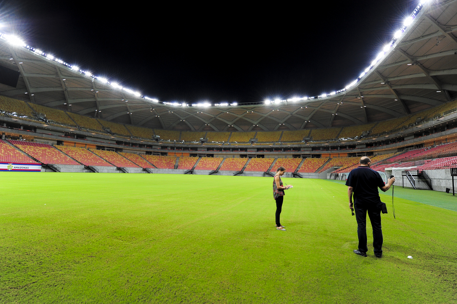 Arena da Amazônia passa por teste de iluminação para as Olimpíadas