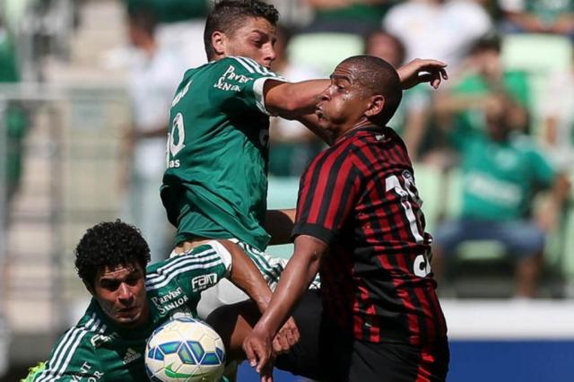 Palmeiras Atletico paranaense Foto Cesar Greco Fotoarena