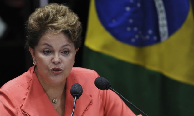 Dilma chegou à residência oficial por volta das 8h, depois de mais de 15 horas de voo da Finlândia ao Brasil  Foto Roberto Stuckert Filho PR