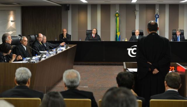 Brasília - Sessão do TCU analisa contas do governo de 2014 (Valter Campanato/Agência Brasil)