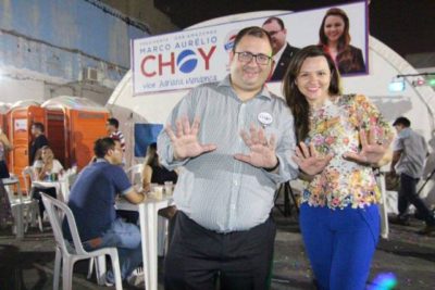 Marco Aurélio Choy e Adriana Mendonça reuniram cerca de 800 apoiadores (Foto: Divulgação)