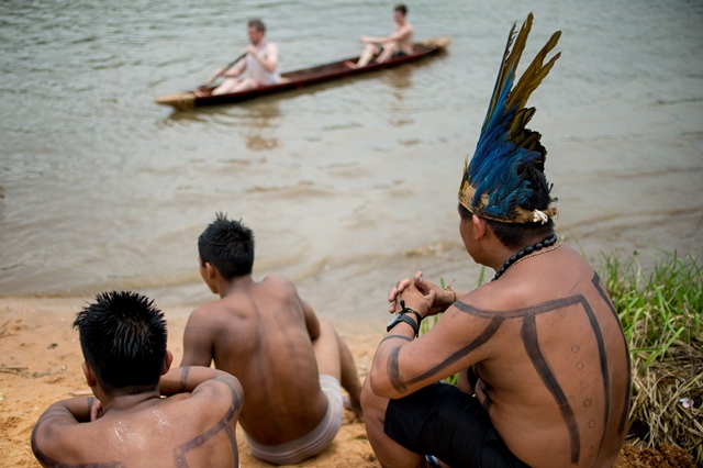 Palmas (TO) - Atletas indígenas participam de treinamento para as provas de canoagem no Ribeirão Taquaruçu Grande (Marcelo Camargo/Agência Brasil)