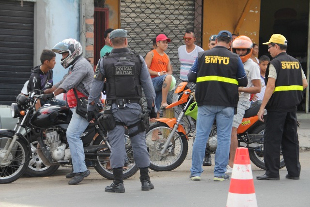 Apreensao mototaxi clandestino Foto marinho Ramos semcom