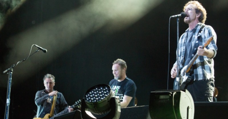 Dirigente do Atlético-MG anunciou show do Pearl Jam no estádio do clube (Imagem: YouTuib/Reprodução)