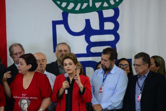 Dilma Em reunião do PDT, Dilma diz que país voltará a crescer José CruzAgência Brasil