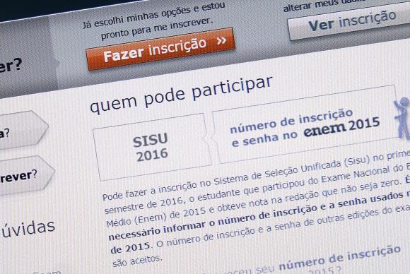 Sisu Estudantes selecionados pelo Sisu podem fazer até 26 de janeiro a matrícula nas instituições públicas de ensino superiorElza FiuzaAgência Brasil