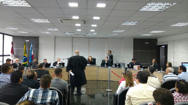 A presidente do TRE-AM, Socorro Guedes, proclamou o resultado do julgamento (Foto: Rosiene Carvalho/Amazonas Atual)