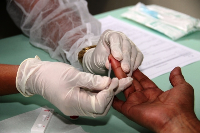 Teste rapido de HIV Foto assessoria Semsa