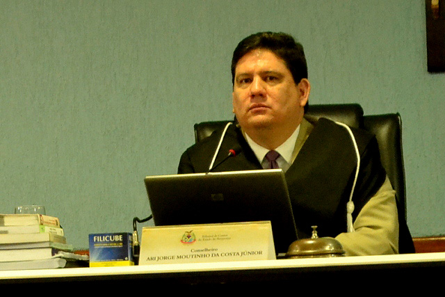 Ari Moutinho Júnior disse que já mexeu na reserva do tribunal e precisa ter cautela nos gastos (Foto: Divulgação)