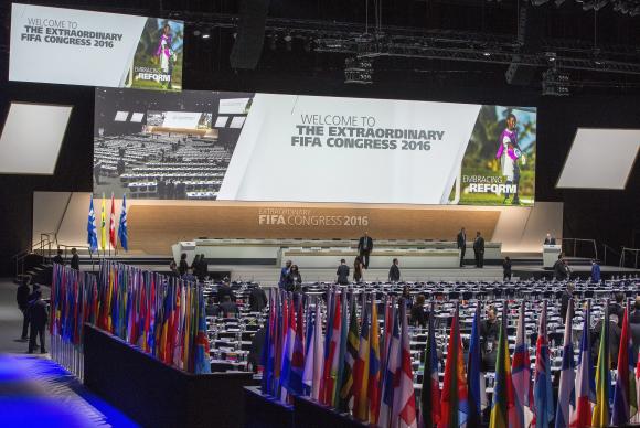 fifa_patrick_b._kraemer_lusa O congresso de federações filiadas à Fifa vai eleger hoje o sucessor de Blatter na presidência da instituição Imagem FifaPatrick KraemerAgência Lusa