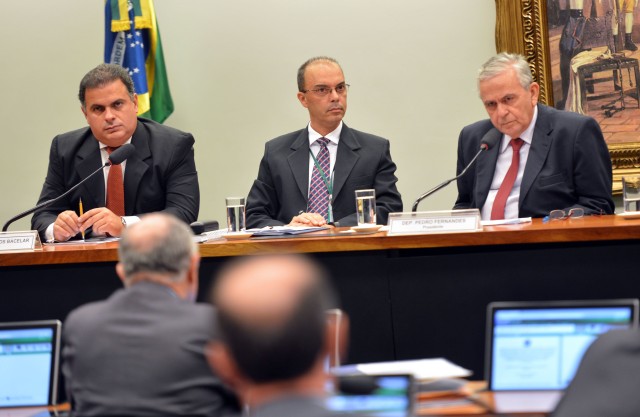 Brasília - CPI do CARF elege para relator e presidente, os deputados João Carlos Bacelar e Pedro Fernandes, respectivamente (Fabio Rodrigues Pozzebom/Agência Brasil)