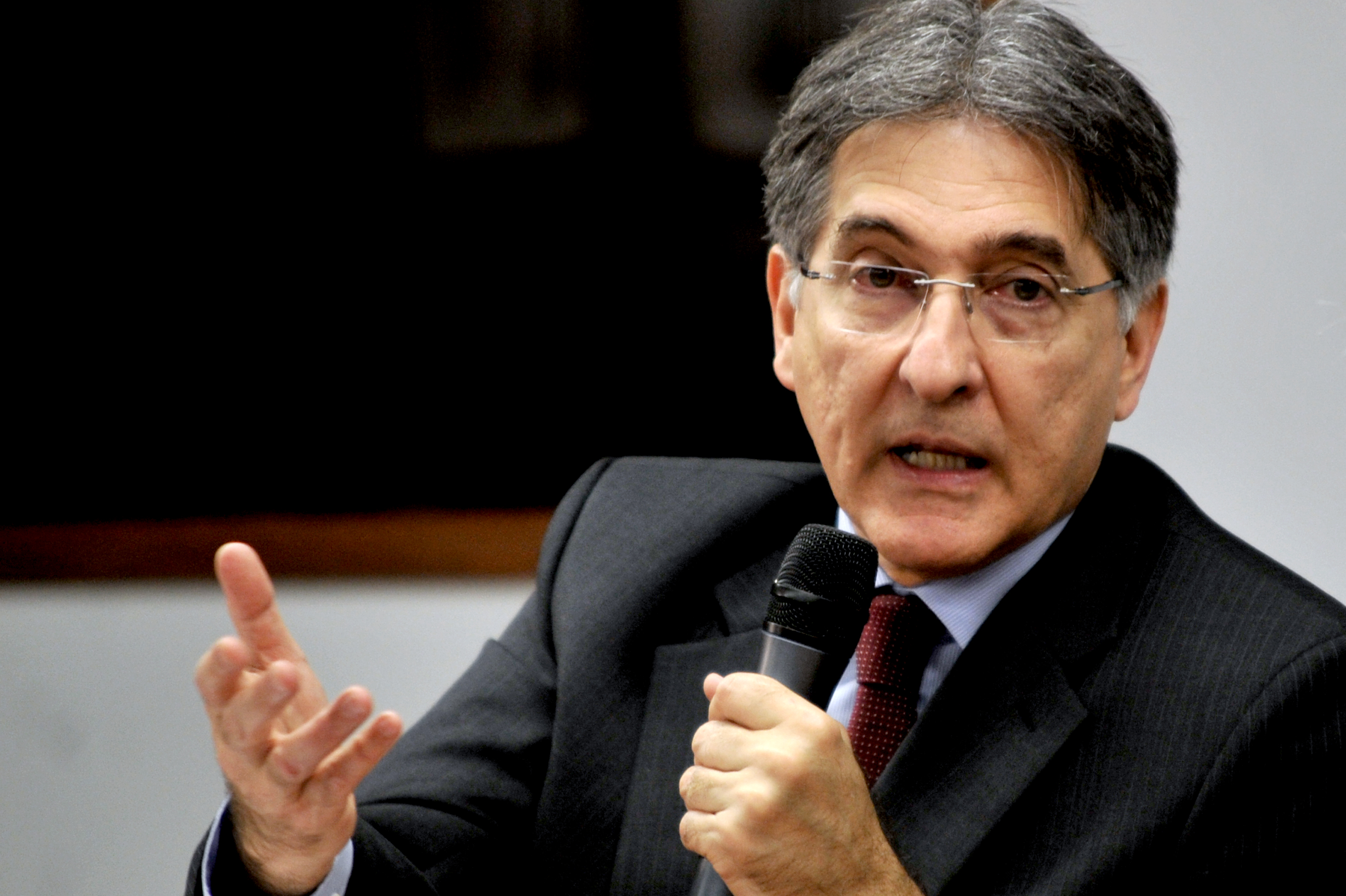 Fernando Pimentel vai bater de frente com os tucanos FotoGoverno de Minas