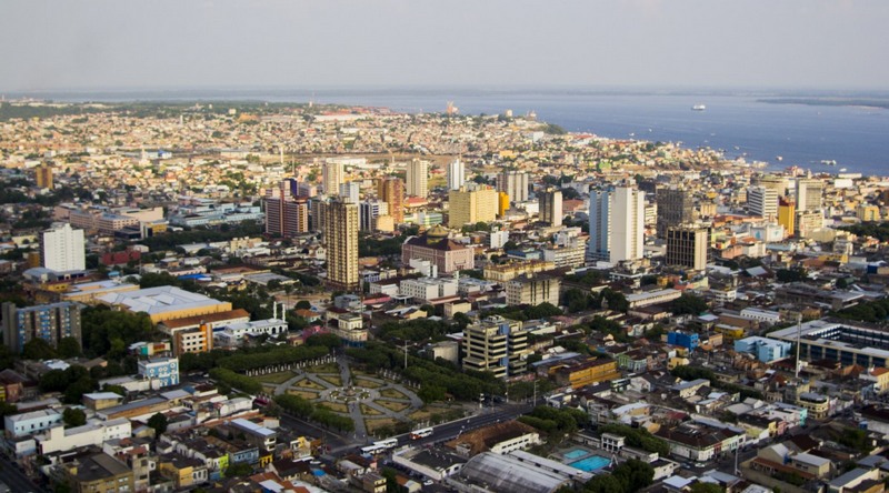 Fotos aéreas vão ajudar a traçar novo mapa de Manaus para atualizar cadastro de imóveis (Foto: Gideão Soares/Portal da Copa)