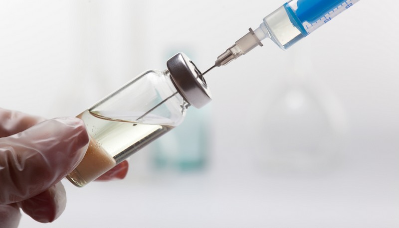O reforço na produção da vacina contra a febre amarela começou no ano passado, após uma solicitação do Ministério da Saúde (Foto: Divulgação)