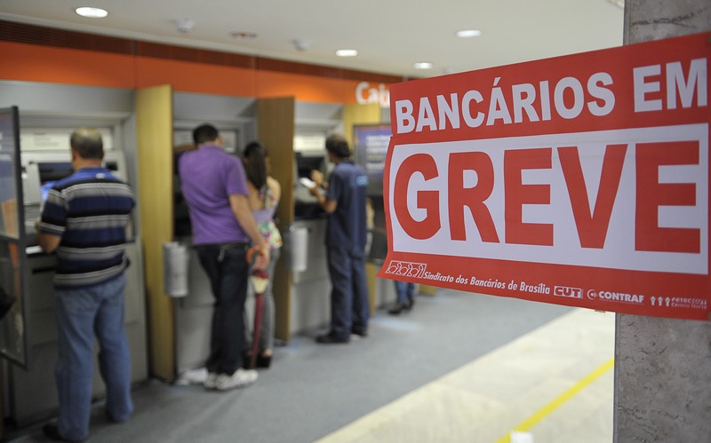 Bancários chegam a 21 dias de greve, mas abrirão três agencias em Manaus para pagar servidores públicos (Foto: Divulgação)