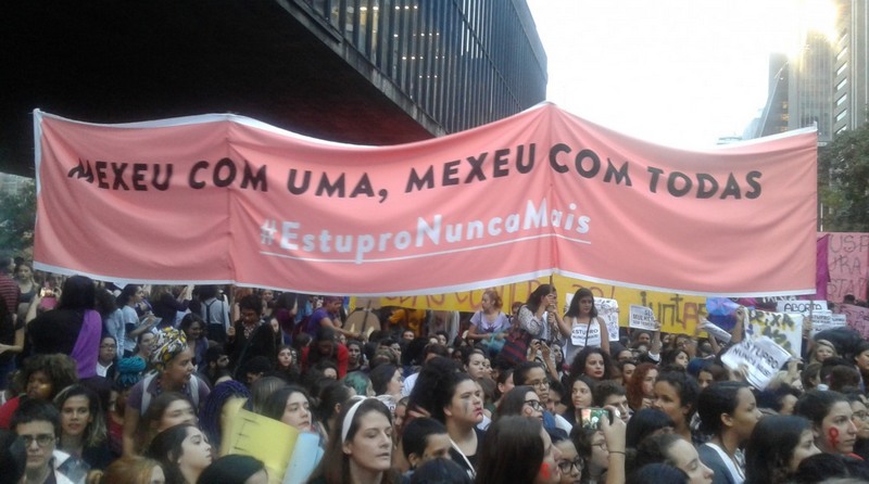 Protesto de mulheres contra a violência, em São Paulo. Combate ao estupro (Foto: Divulgação) 