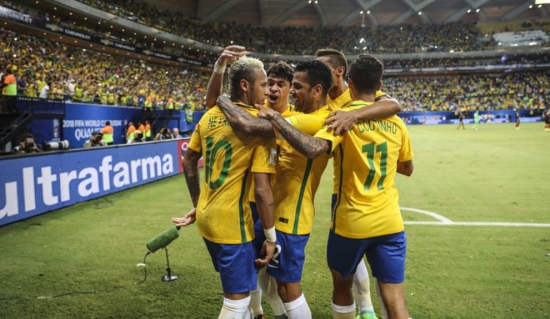 Neymar abriu o placar na goleada do Brasil sobre a Bolívia, em Natal (Foto: SporTV/Reprodução)