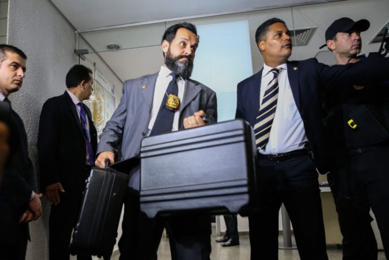 Brasília - A Polícia Federal prendeu policiais legislativos suspeitos atrapalhar a Operação Lava Jato (José Cruz/ Agência Brasil)