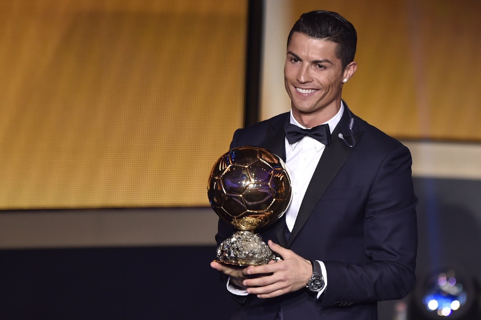 Cristiano Ronaldo é o melhor do mundo pela quarta vez