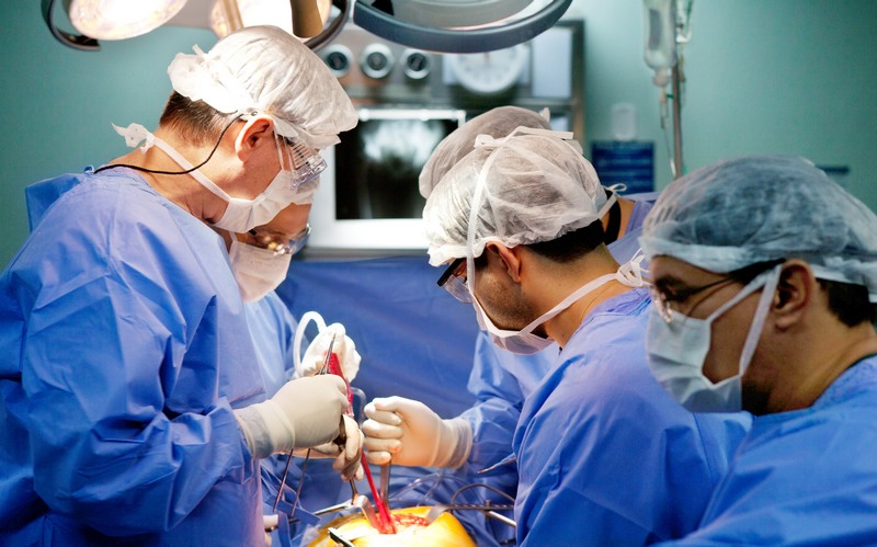 Além do aumento de cirurgias, o processo transexualizador cresceu 187% (Foto: 