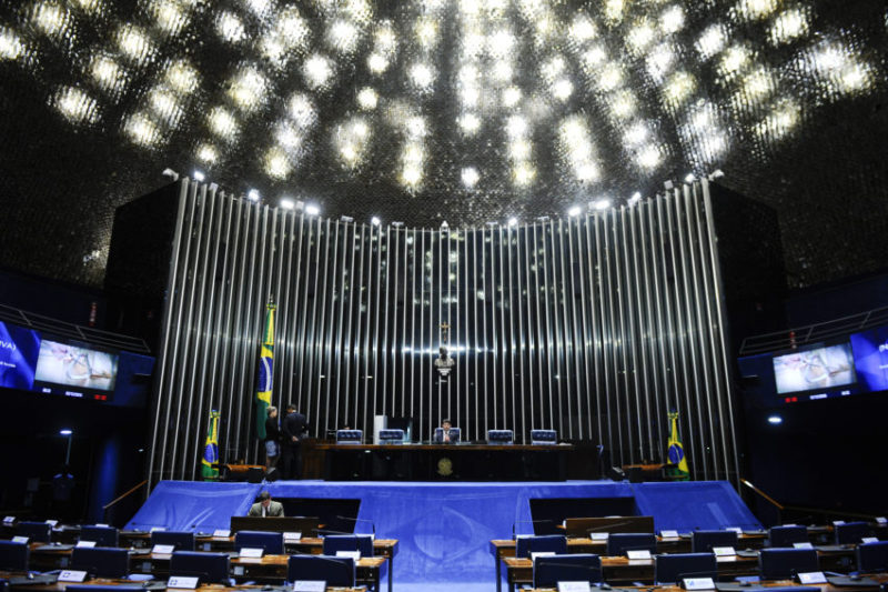 Plenário do Senado durante sessão não deliberativa. Em pronunciamento, à mesa, senador José Medeiros (PSD-MT). Foto: Marcos Oliveira/Agência Senado