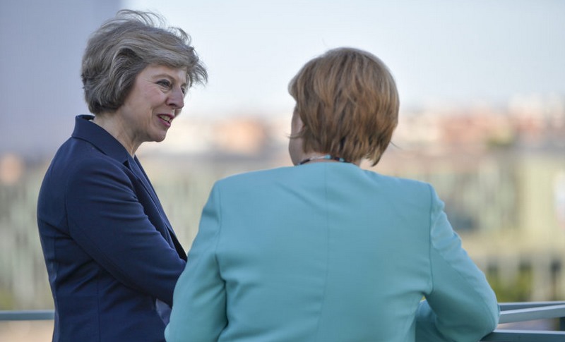 Theresa May quer usar Artigo 50 para tentar reverter saída da UE (Foto: Tom Evans/ Crown Copyright)