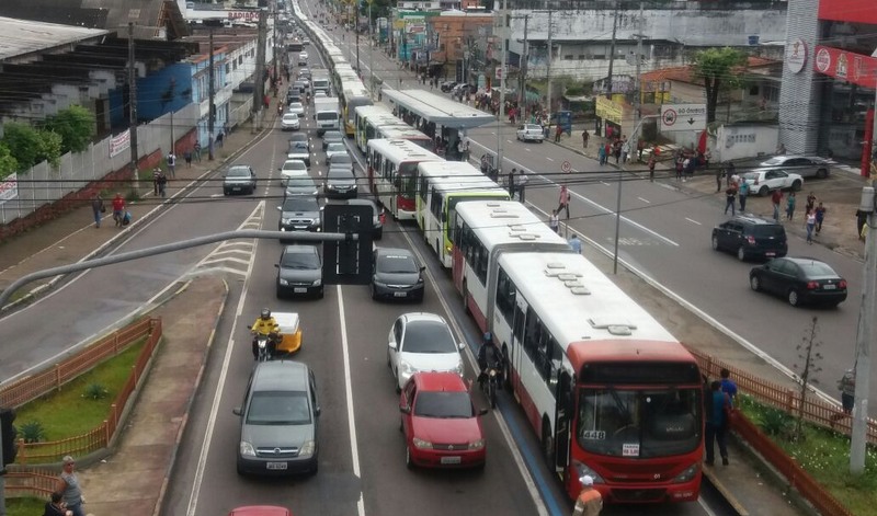 Greve geral ônibus Centro (Foto: PM/Divulgação)