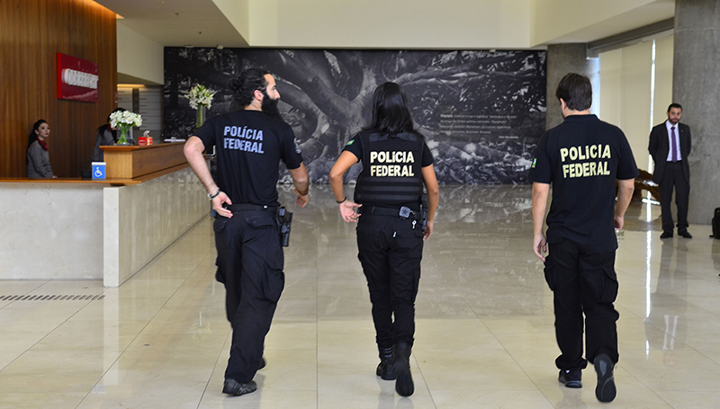Federal chega a construtora Odebrecht na 23ª fase da Operação Lava Jato( Rovena Rosa/Agência Brasil)