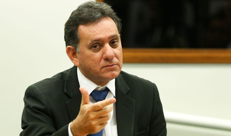Brasília - O relator da Comissão Parlamentar de Inquérito (CPI) da Funai e Incra 2, Nilson Leitão, durante reunião da comissão para discutir e votar o parecer do relator (Marcelo Camargo/ABr)