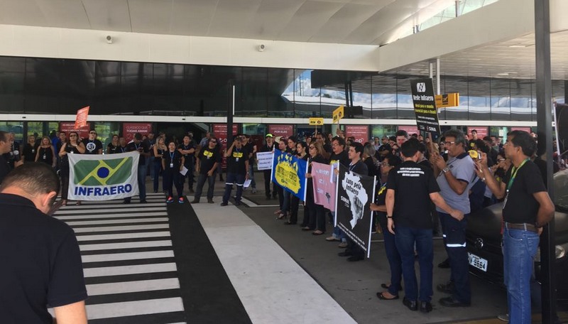 Aeroportuários alegam que privatização pode afetar patrimônio público (Foto: Divulgação)