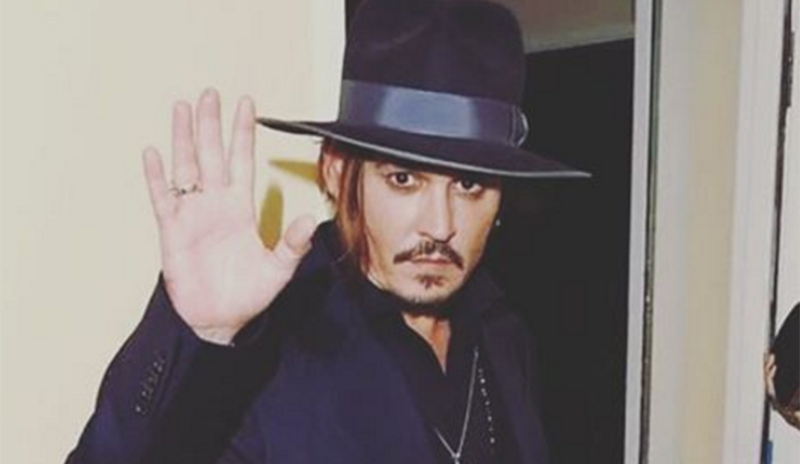 Questionado se o presidente precisaria de reabilitação, Depp disse achar que 'ele precisa de ajuda' (Foto: Instagram/Reprodução)