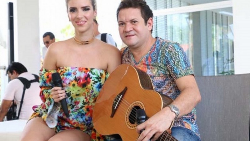 Thábata Mendes e Ximbinha (Foto: Faceboo/Reprodução)
