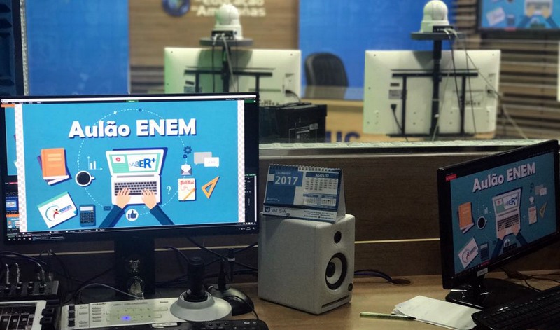 Centro de Mídias da Seduc transmite ao vivo as aulas de preparação ao Enem (Foto: Seduc/Divulgação)