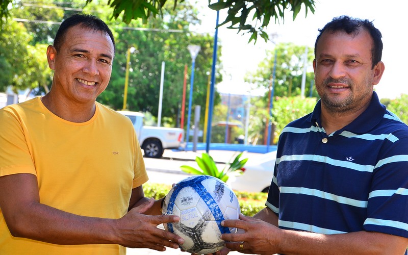 Jeremias e Delmo estarão em campo em jogo beneficente entre estrelas do futebol amazonense (Foto: Mauro Neto/Sejel)