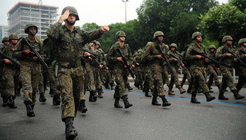 Alistamento militar de pessoas trans no exército: como funciona