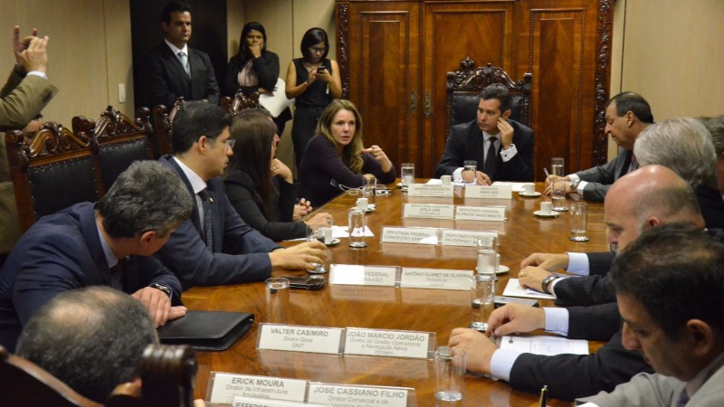 Parlamentares do AM e ministro Mauricio Quintella