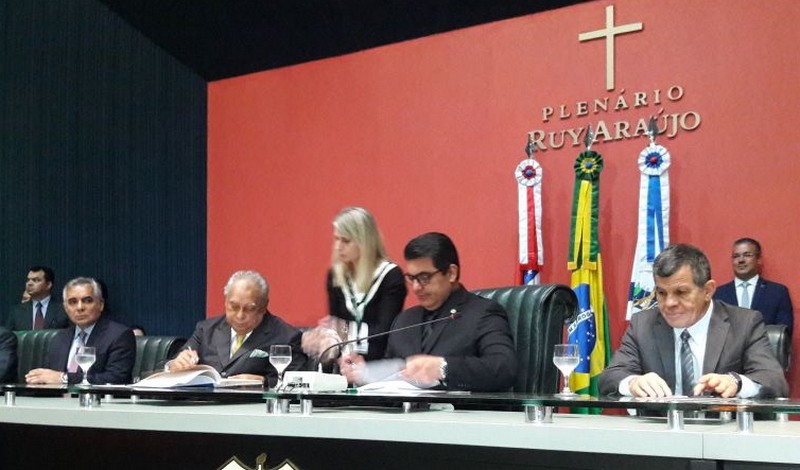 Amazonino Mendes terá 15 meses de mandato no Governo do Amazonas (Foto ATUAL)