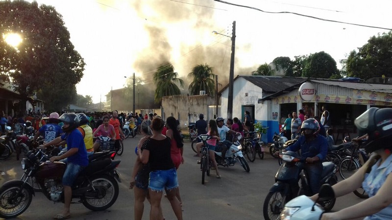 Revolta em Humaitá envolveu supostos garimpeiros contrários à operação do Ibama (Foto: Divulgação)