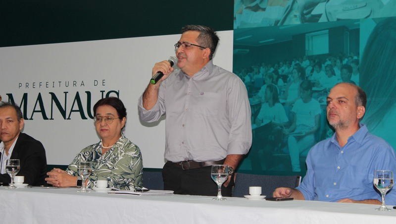 Secretário municipal de Finanças, Lourival Praia, anunciou projeções de receita para os próximos quatro anos (Foto: Semef/Divulgação)