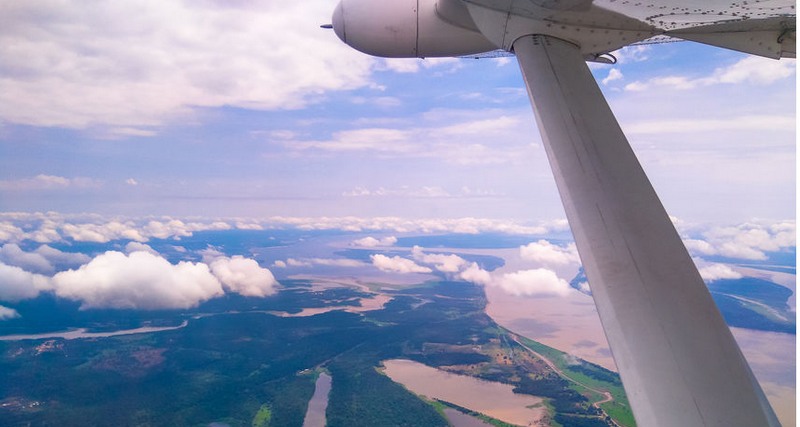 Co-piloto provou que trabalhava em aeronaves com falhas em equipamentos em voos no Amazonas (Foto: Pescasgerais/Divulgação)