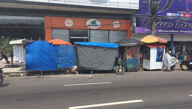 Justiça atendeu solicitação do Ministério Público para desobstruir calçadas em Manaus (Foto: ATUAL)