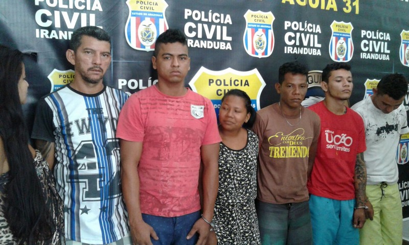 Sete integrantes de uma mesma família foram presos em Iranduba por suspeita de envolvimento com diversos crimes (Foto: PC-AM/Divulgação)